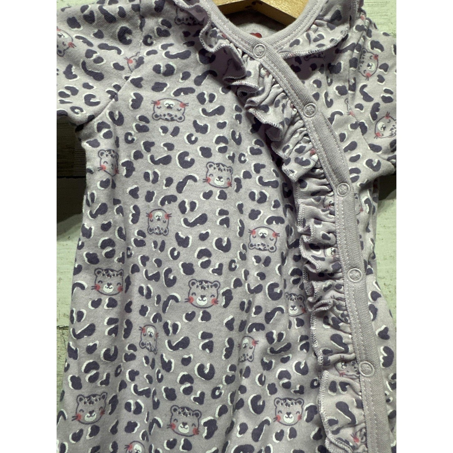 Mini Hop Footed Sleeper Girls 9M Purple Leopard Print Ruffle Snap EUC1