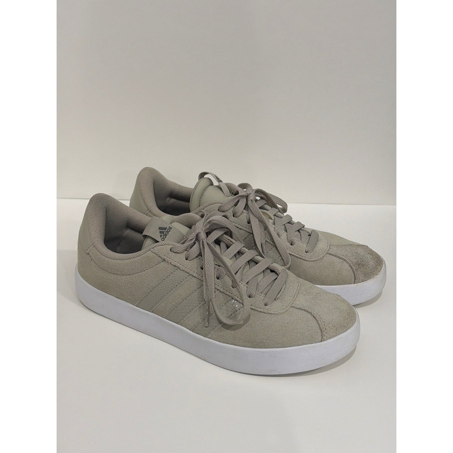 Adidas Sneaker Women 9 Tan Suede Low Top Skater GUC0