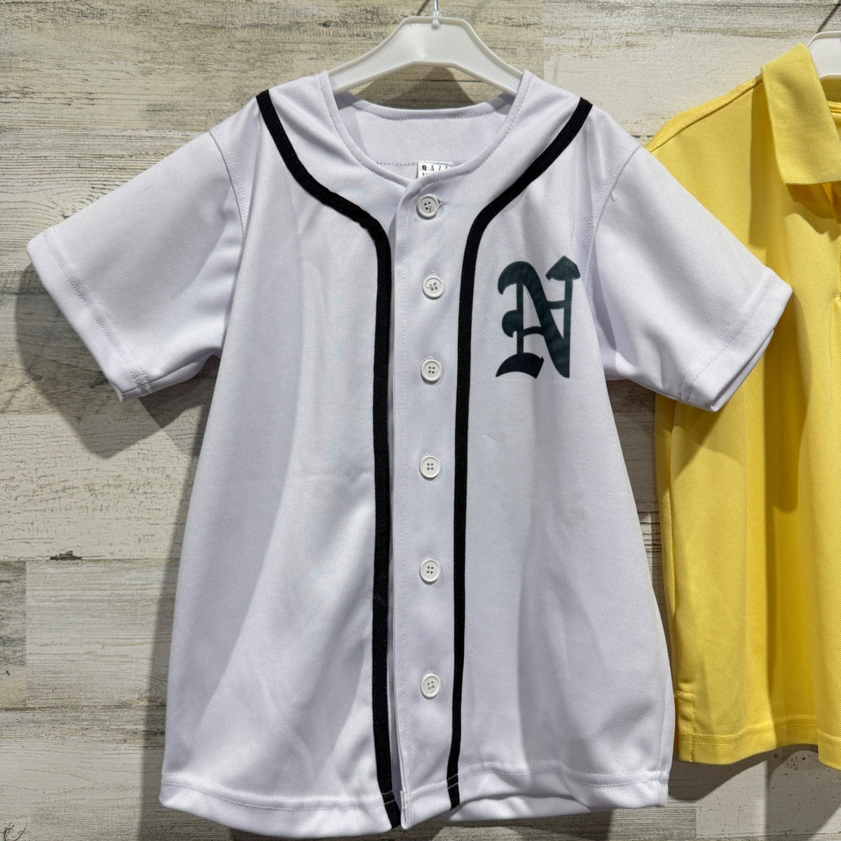Bulldog Shirts Boys 6/7 Yellow White Baseball Polo Sporty Play Condition *Flawed4
