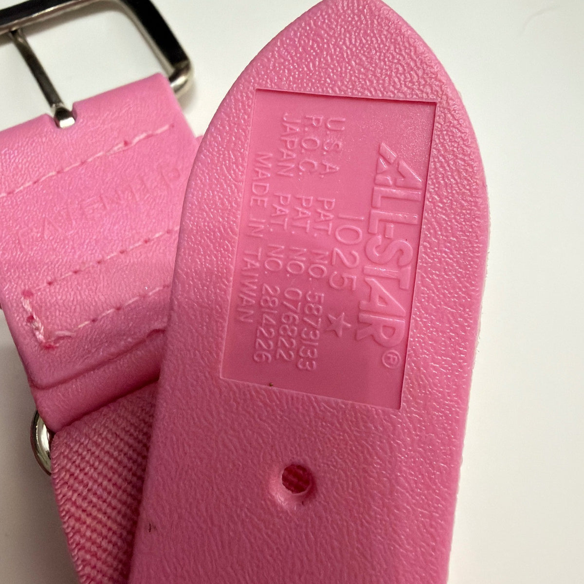 Under Armour All-Star Softball Belts Girls OS Pink Elastic Sports EUC4