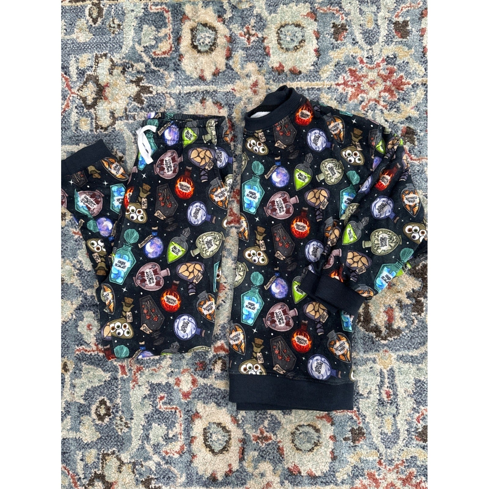 Little Bird Bamboo Pajama Set Kids 9/10 Black Potion Bottle Print EUC5