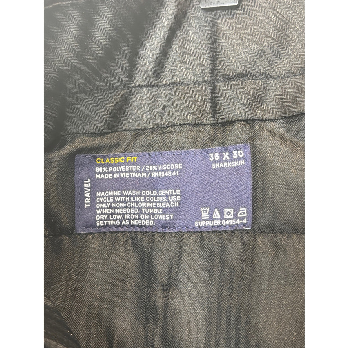 Stafford Travel Dress Pants Mens 36x30 Black Classic Fit Wrinkle Free EUC4