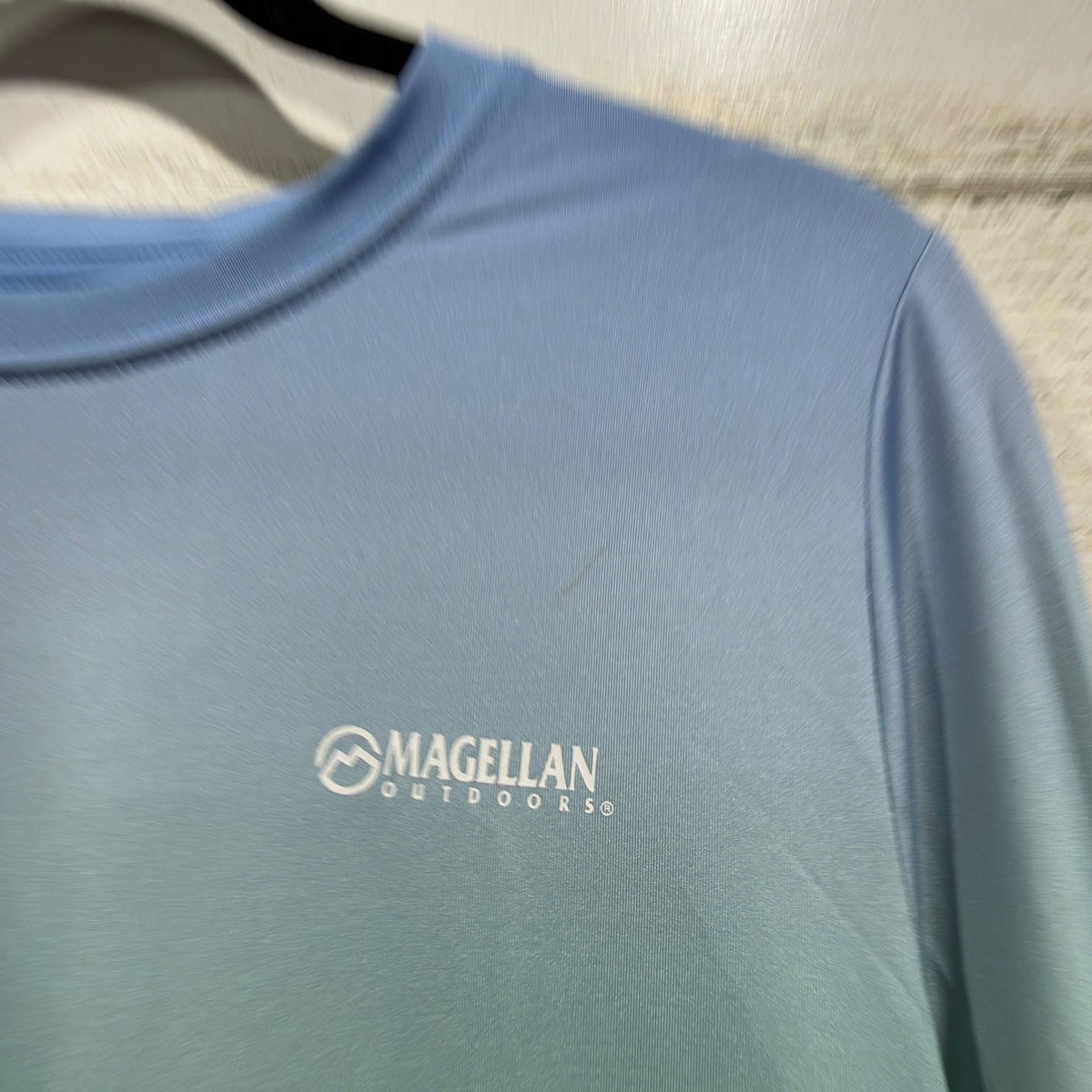 Magellan Outdoors Fishing Shirt Girls XL Blue Green Pink Ombre *Flawed1