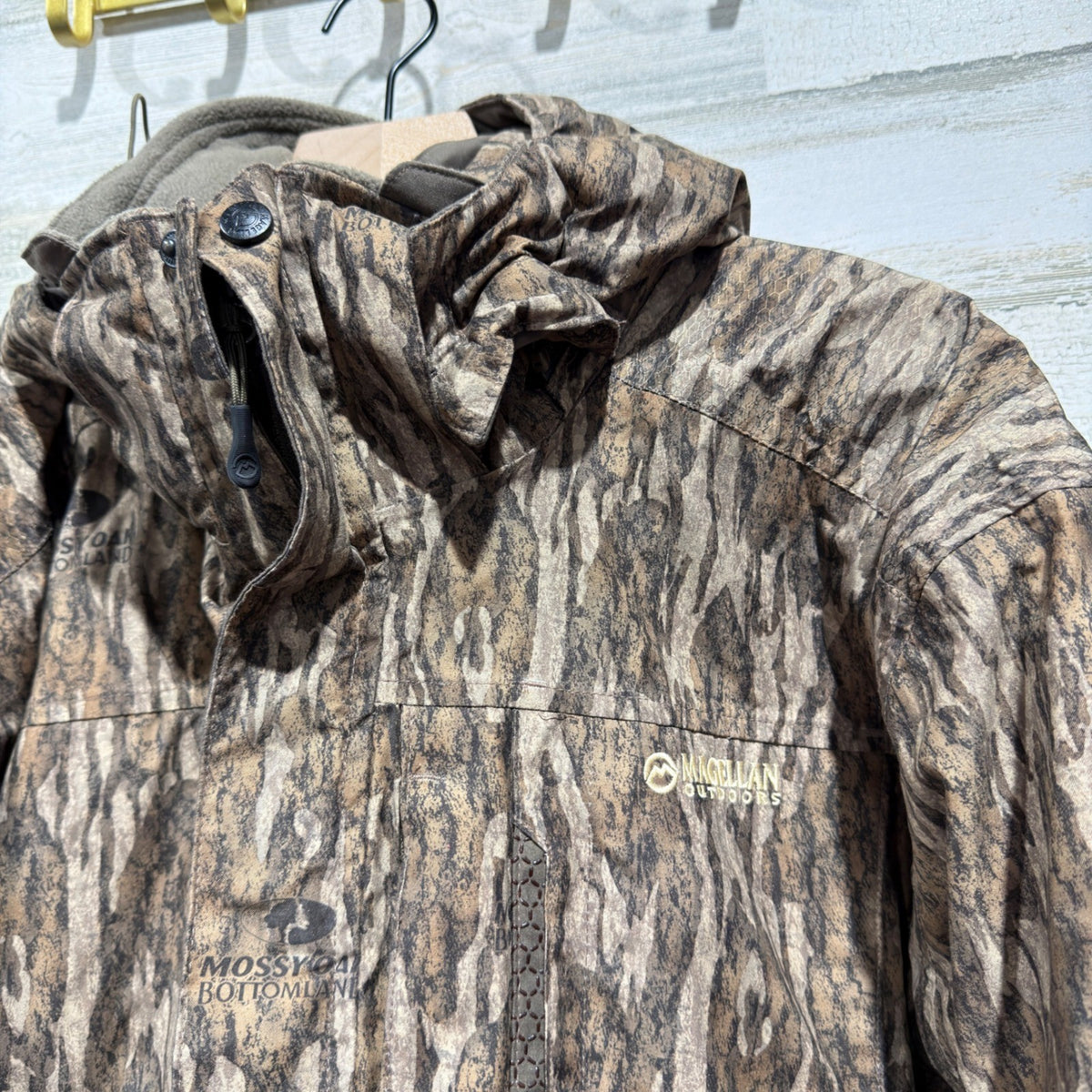Magellan Outdoors Hunting Jacket Men 3XL Camo Mossy Oak Bottomland EUC1
