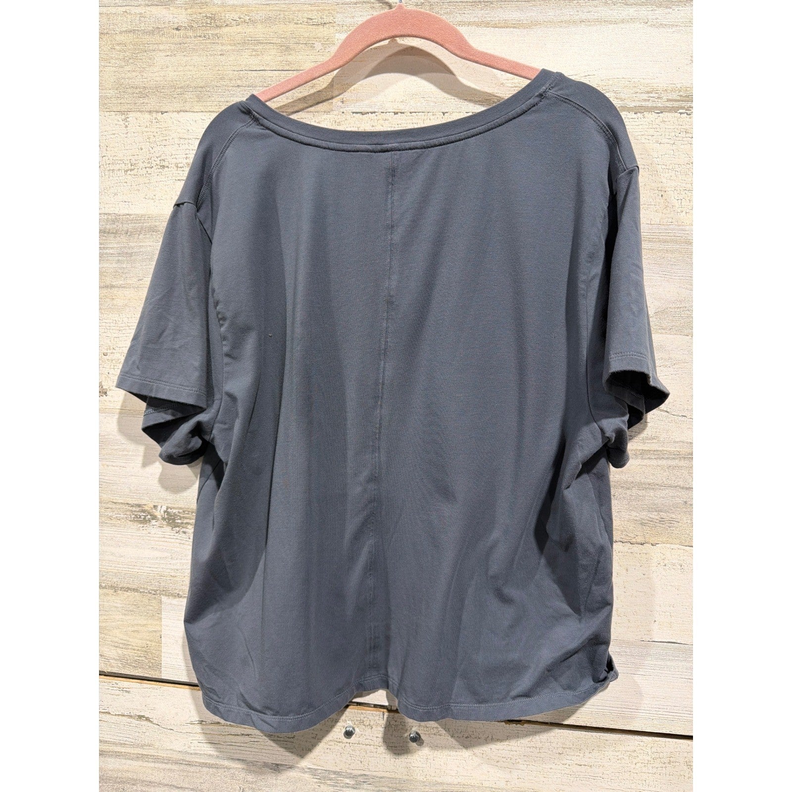 Athleta Boxy V-Neck T-Shirt Womens XL Gray Short Sleeve Athleisure EUC2