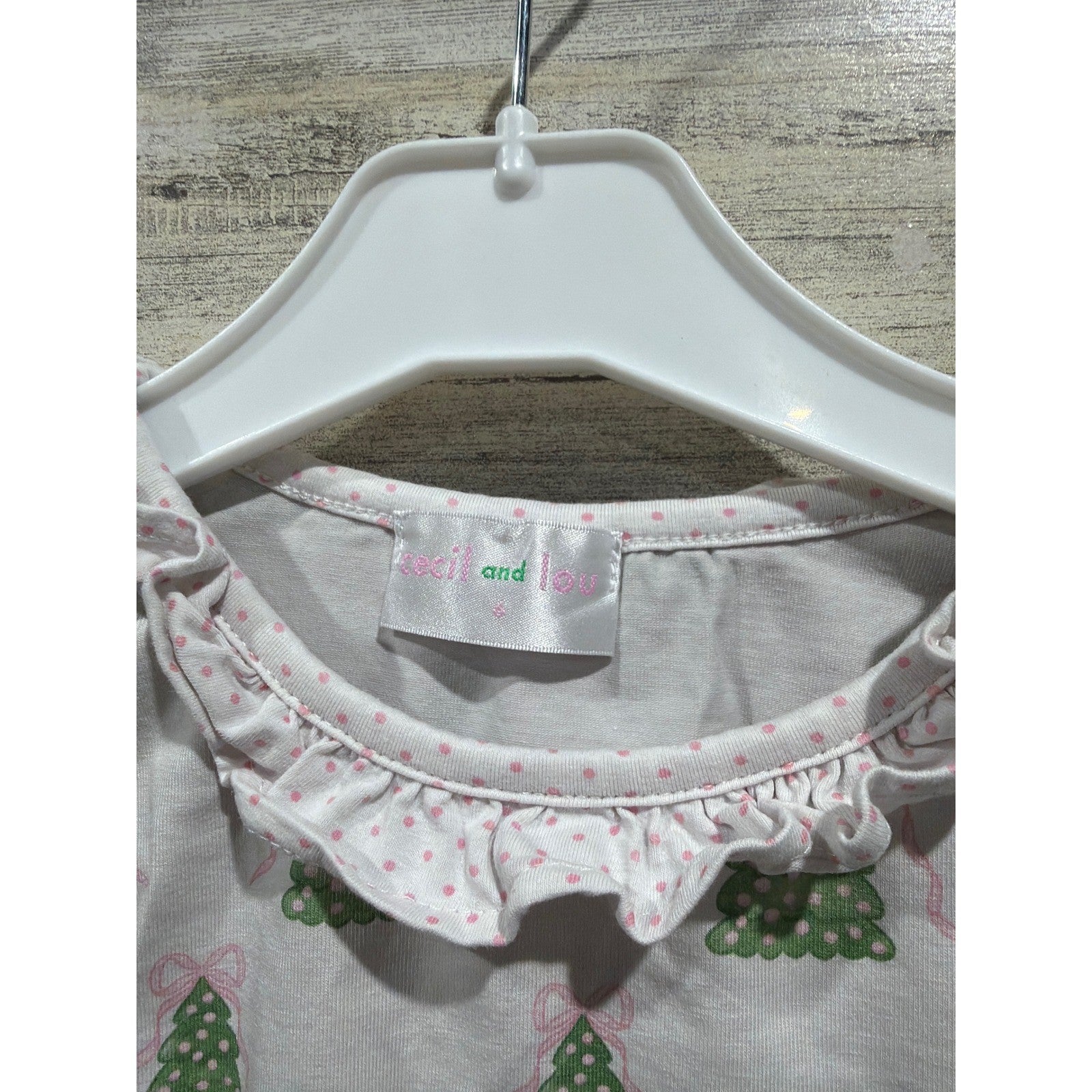 Cecil and Lou Pajama Set Girls 6 White Christmas Tree Ruffle Holiday GUC*1