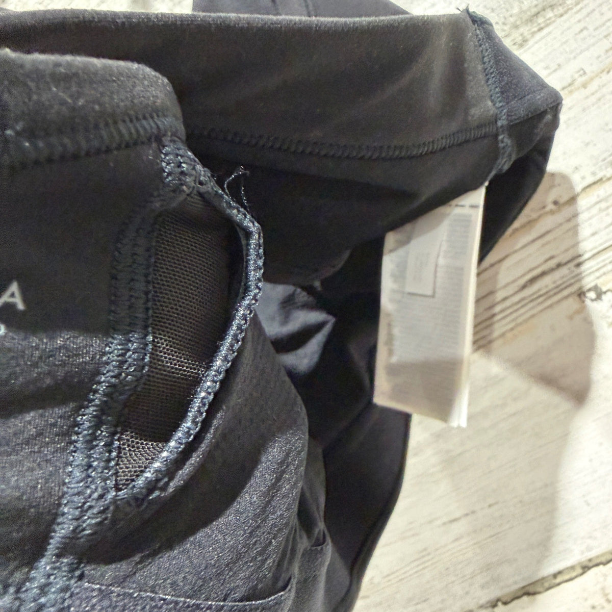 Athleta Solace Bra Sports Bra Women XL Black Nylon Spandex Yoga Activewear EUC4