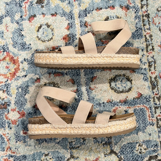 Steve Madden Bandi Sandals Girls 3 Tan Elastic Espadrille Platform0