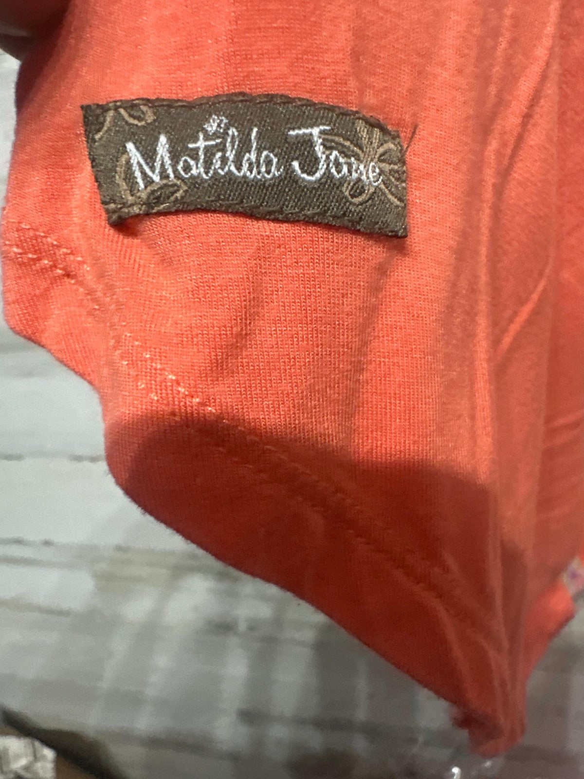 Matilda Jane T-Shirt Women Small Coral Orange Patterned Back Trim3