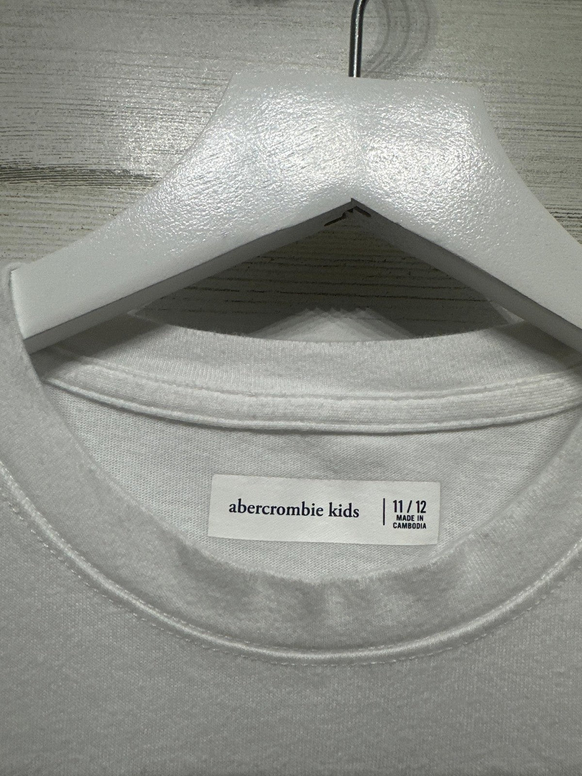 Abercrombie Kids Elf Movie T-Shirt 11/12 White Graphic Coffee EUC3