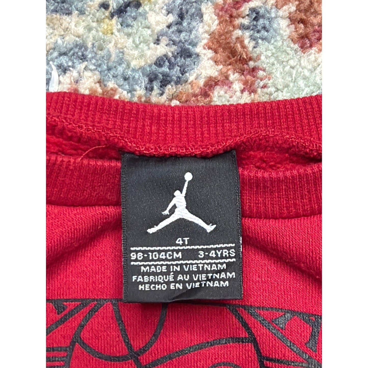 Jordan Sweatshirt Boys 4T Red Black White Jumpman Graphic EUC2