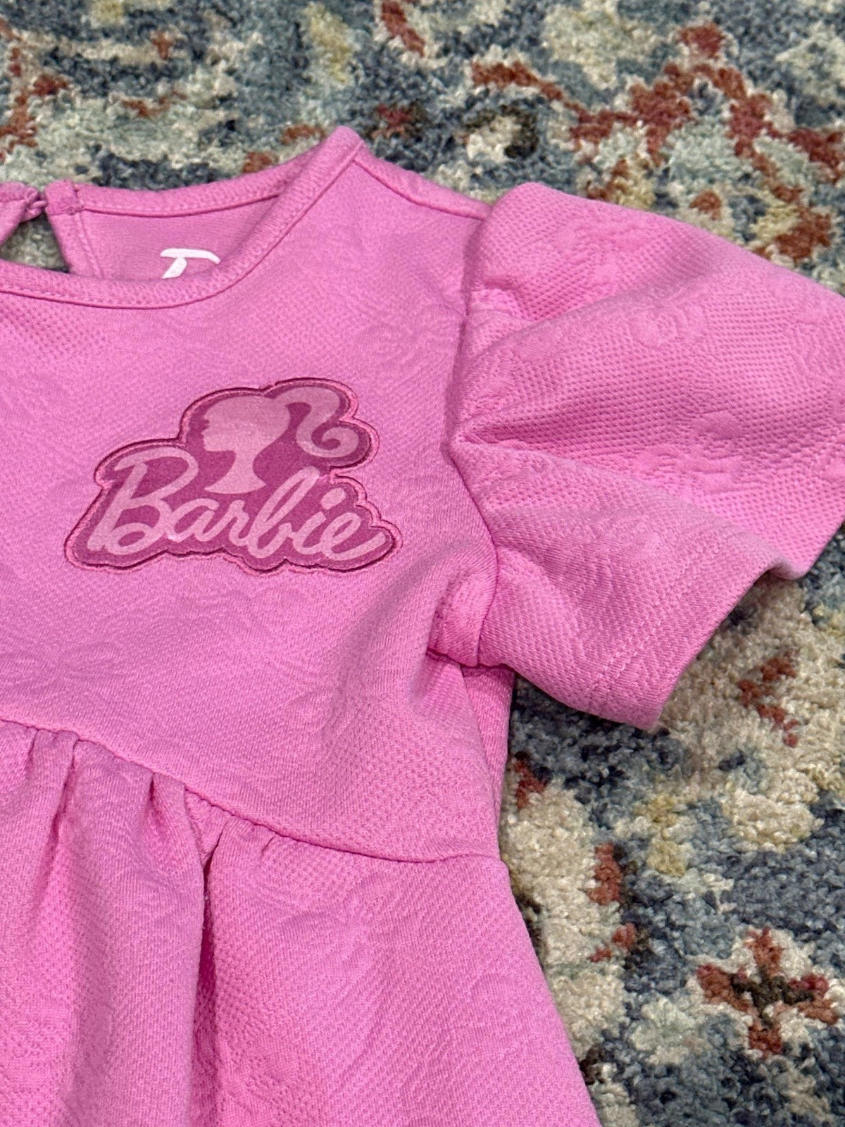 Barbie Dress Girls 4T Pink Textured Puff Sleeve Embossed Bows EUC1