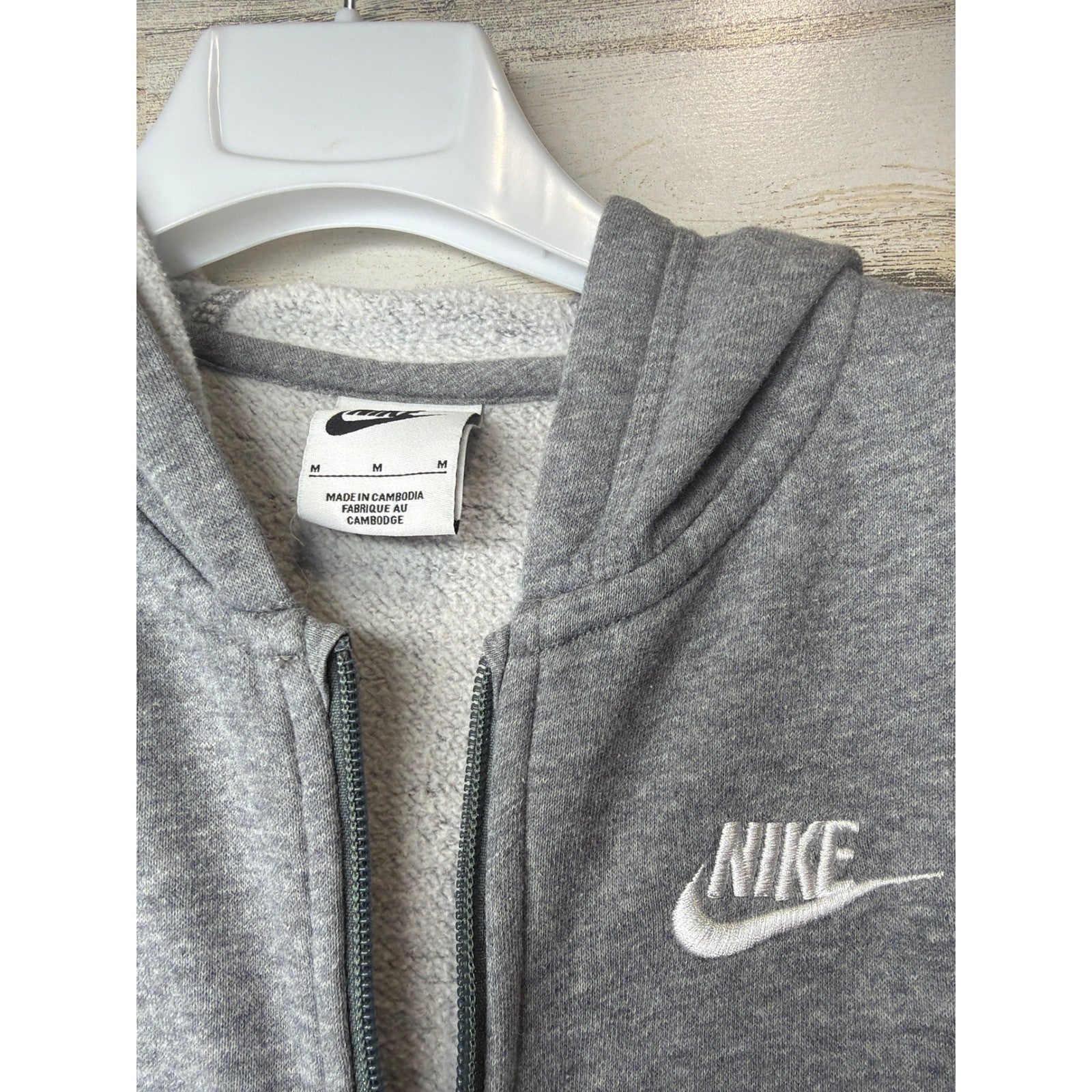Nike Full Zip Hoodie Kids Youth Medium Gray Fleece Sportswear Athleisure EUC1
