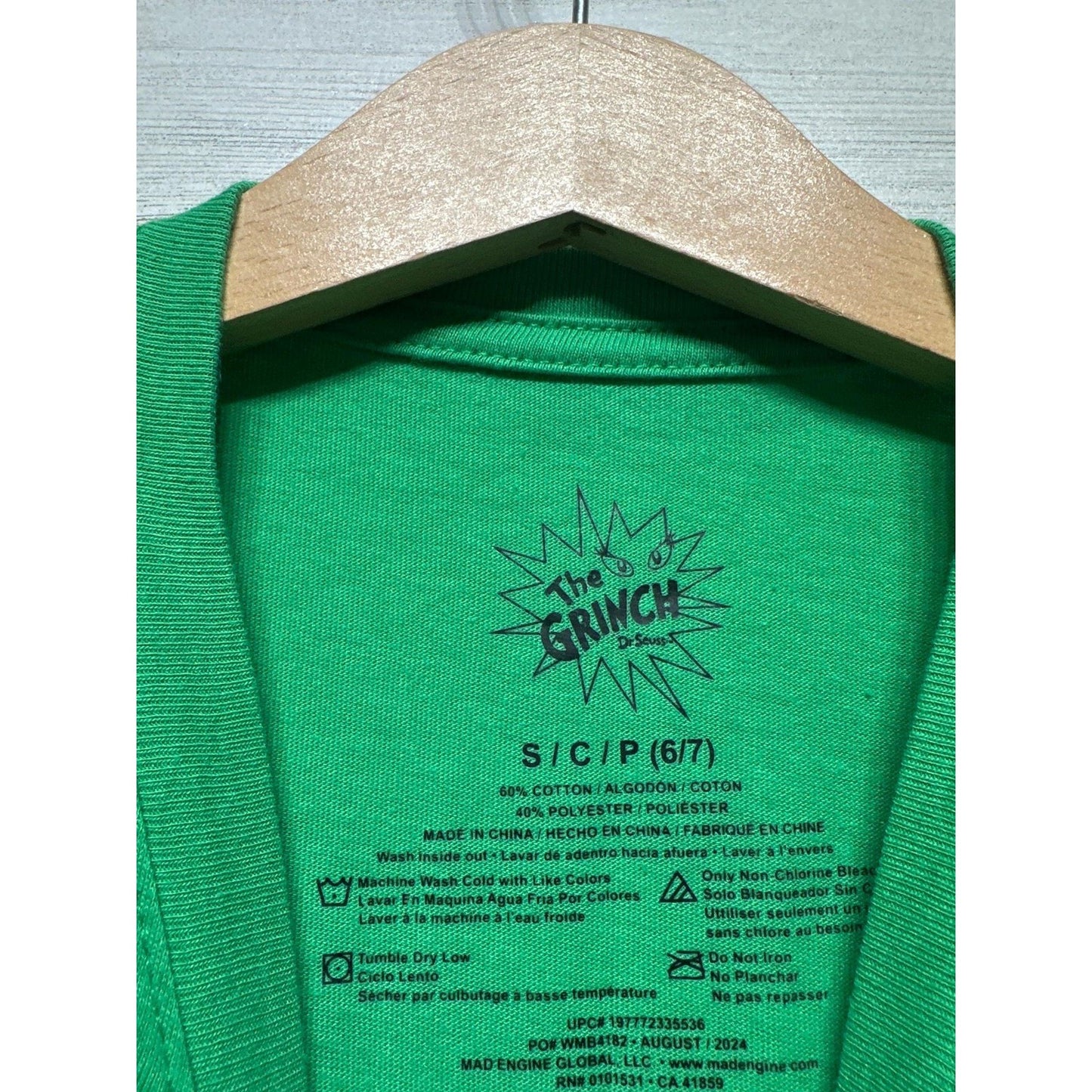 Dr. Seuss The Grinch Graphic Tee Boys 6/7 Green Christmas Being Good EUC1