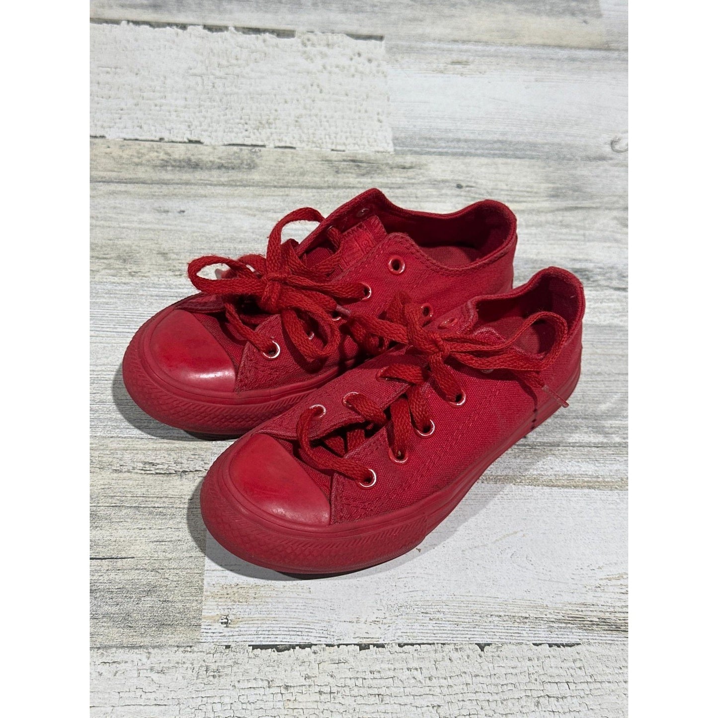 Converse Chuck Taylor All Star Kids Size 12 Red Monochrome Low Top GUC0