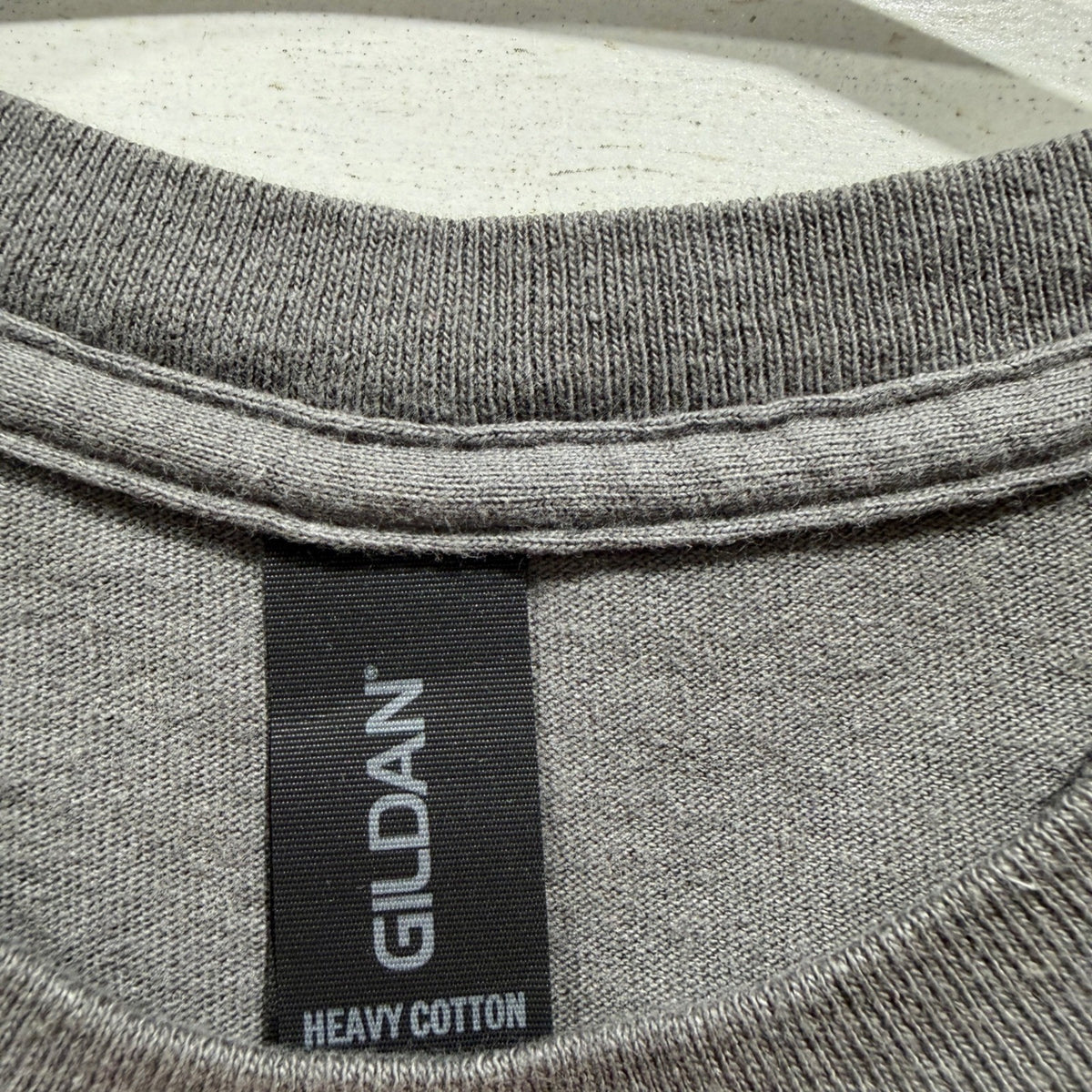 Gildan Milk & Honey Ranch Highland Calf T-Shirt Women S Gray Cotton Modern EUC2