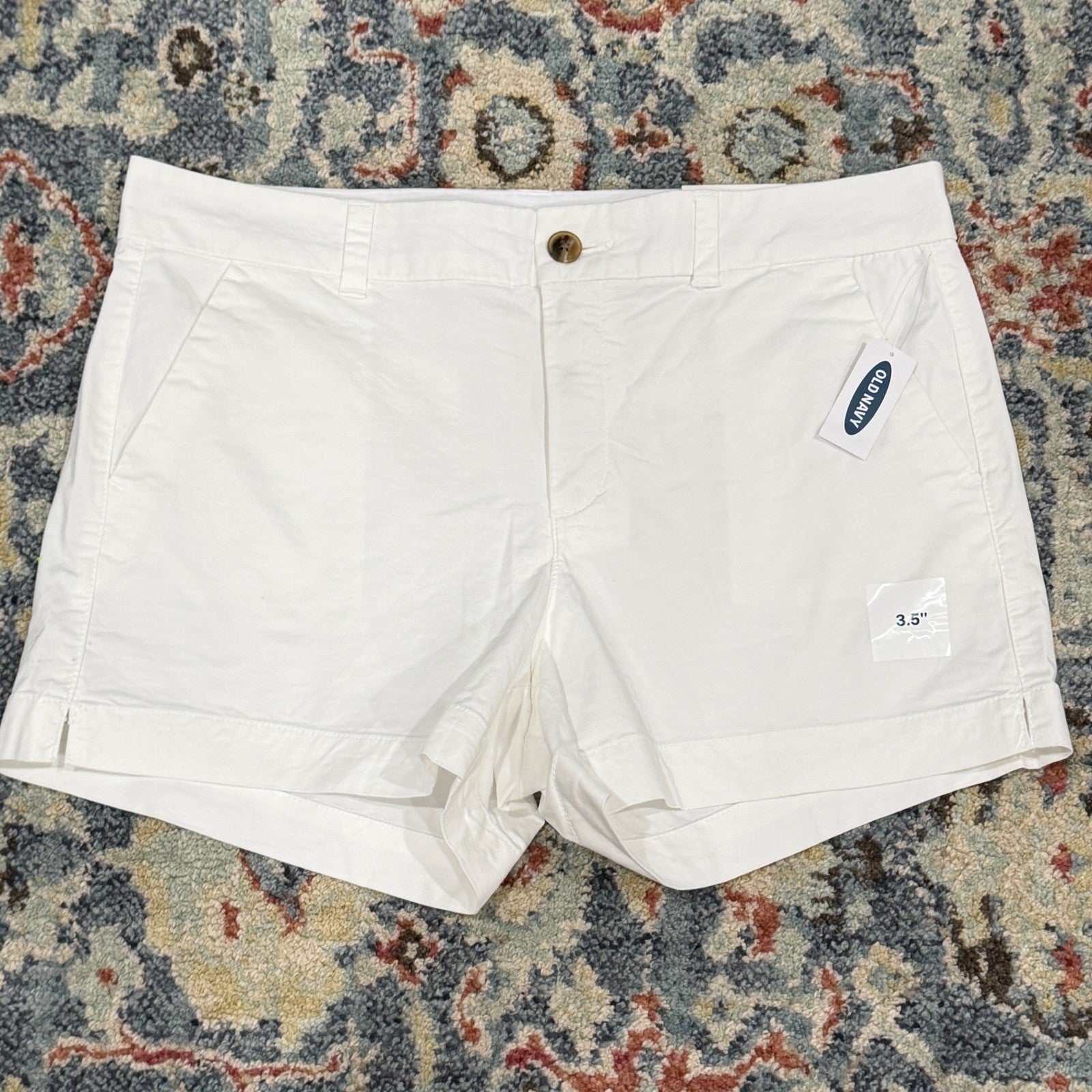 Old Navy Everyday Short Women Size 10 White 3.5" Inseam Mid-Rise Casual NWT0