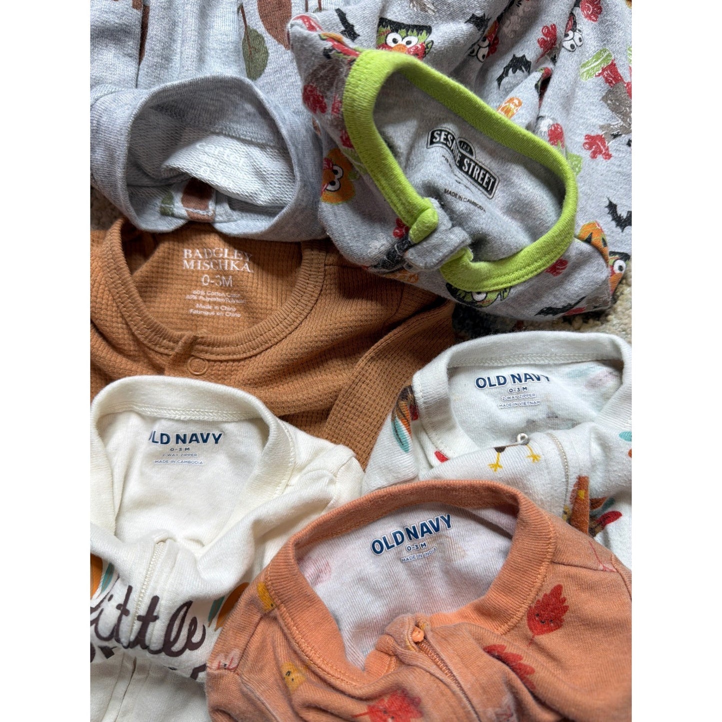 Old Navy Carter's Sleepers Rompers 6 Pieces Boys 0-3M Fall Halloween Bundle4
