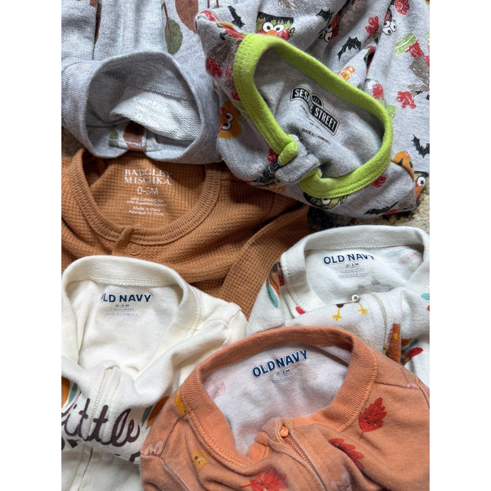 Old Navy Carter's Sleepers Rompers 6 Pieces Boys 0-3M Fall Halloween Bundle4