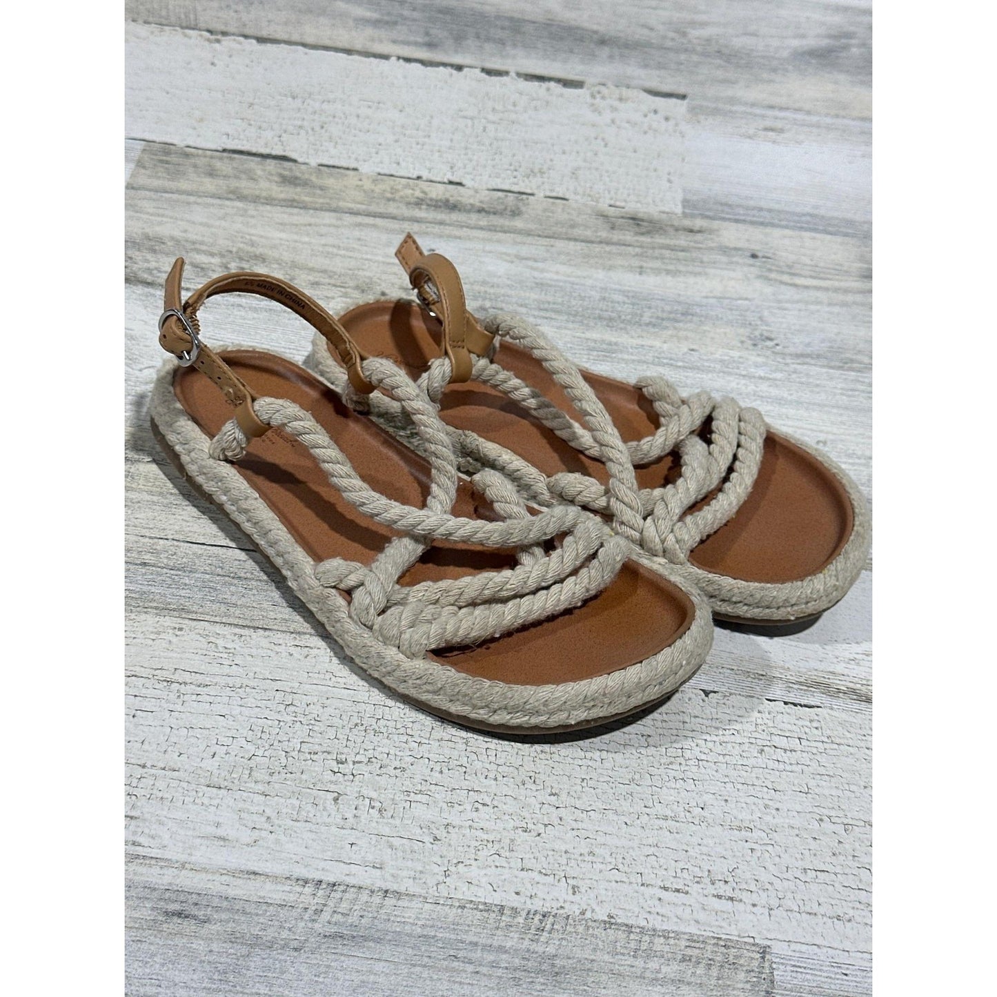 Universal Thread Rope Sandals Womens 6.5 Tan Braided Strappy Coastal Boho EUC0