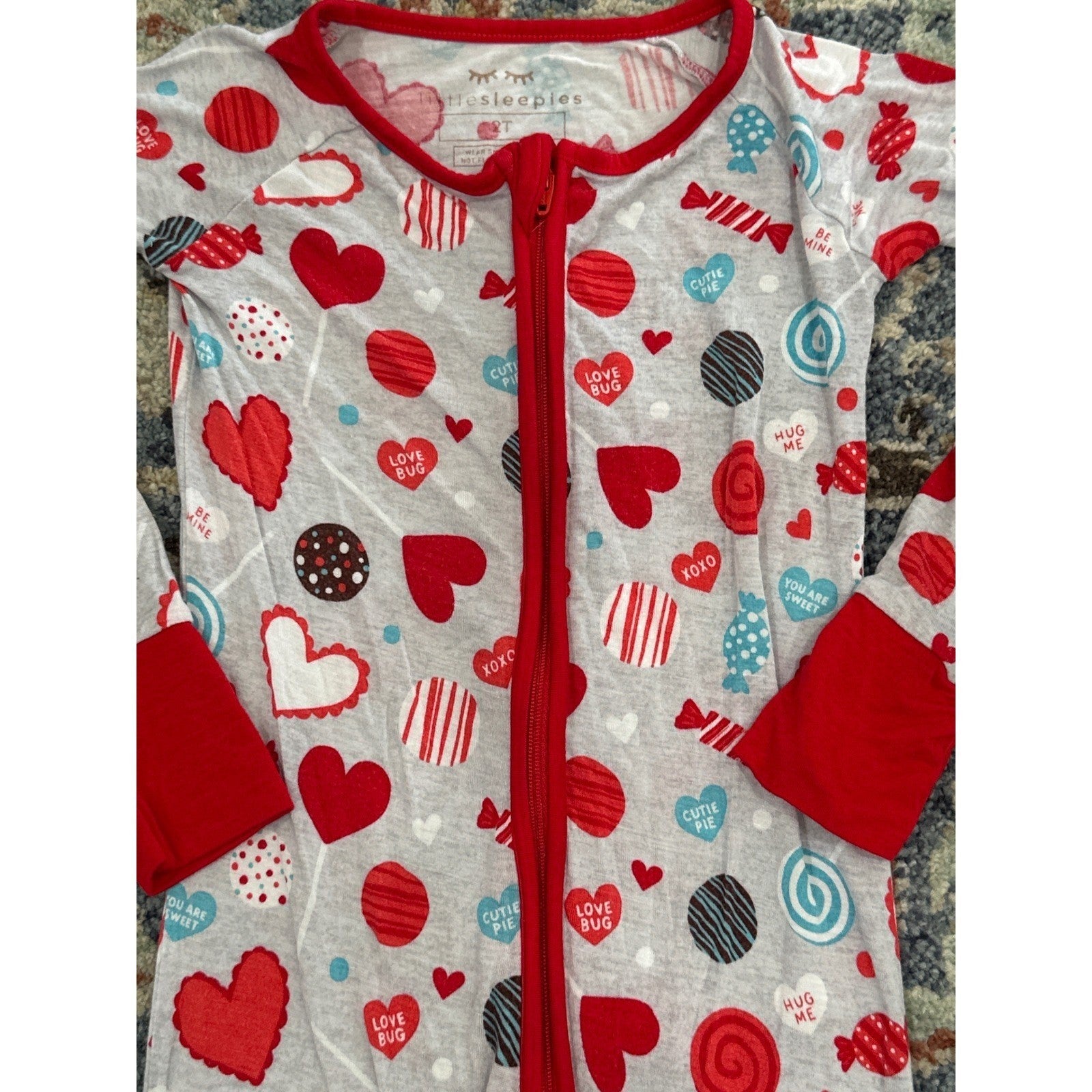 Little Sleepies Zippy Pajamas Kids 2T Grey Red Hearts Candy EUC1