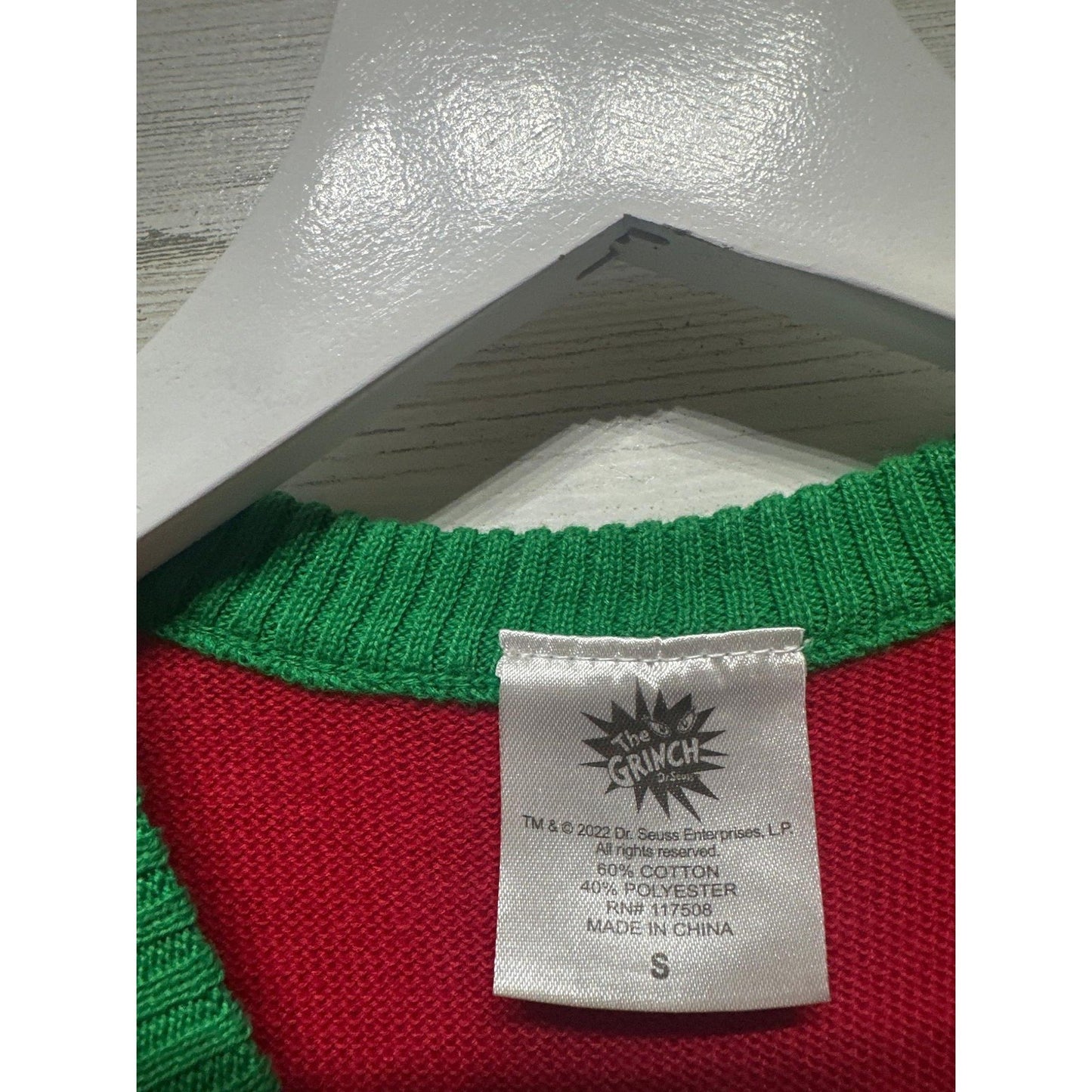 Dr. Seuss The Grinch Sweater Youth 7/8 Red Green Graphic Knit Holiday EUC2