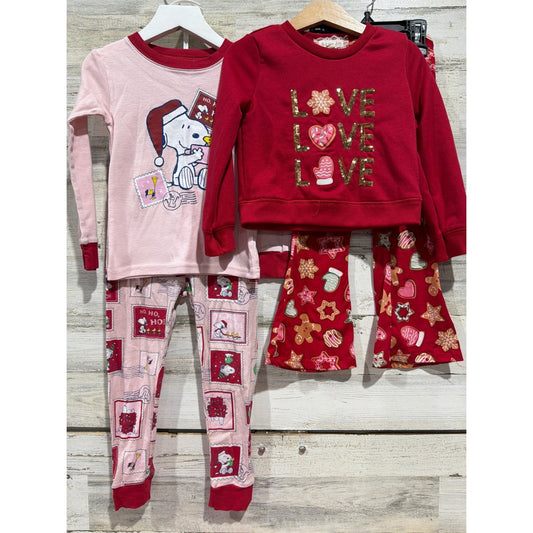 Carter's BTWEEN Holiday Bundle Girls 4 Red Pink Snoopy Gingerbread Christmas EUC0