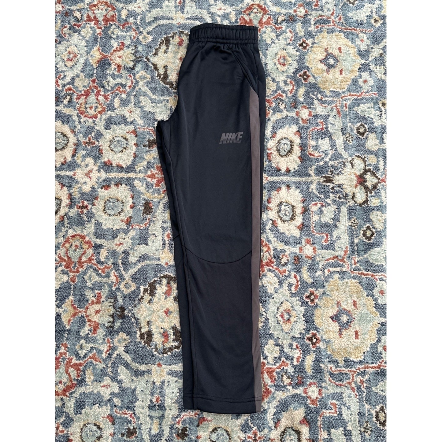 Nike Training Pants Kids Large Black Grey Excellent Dri-FIT Athletic Joggers NWT3