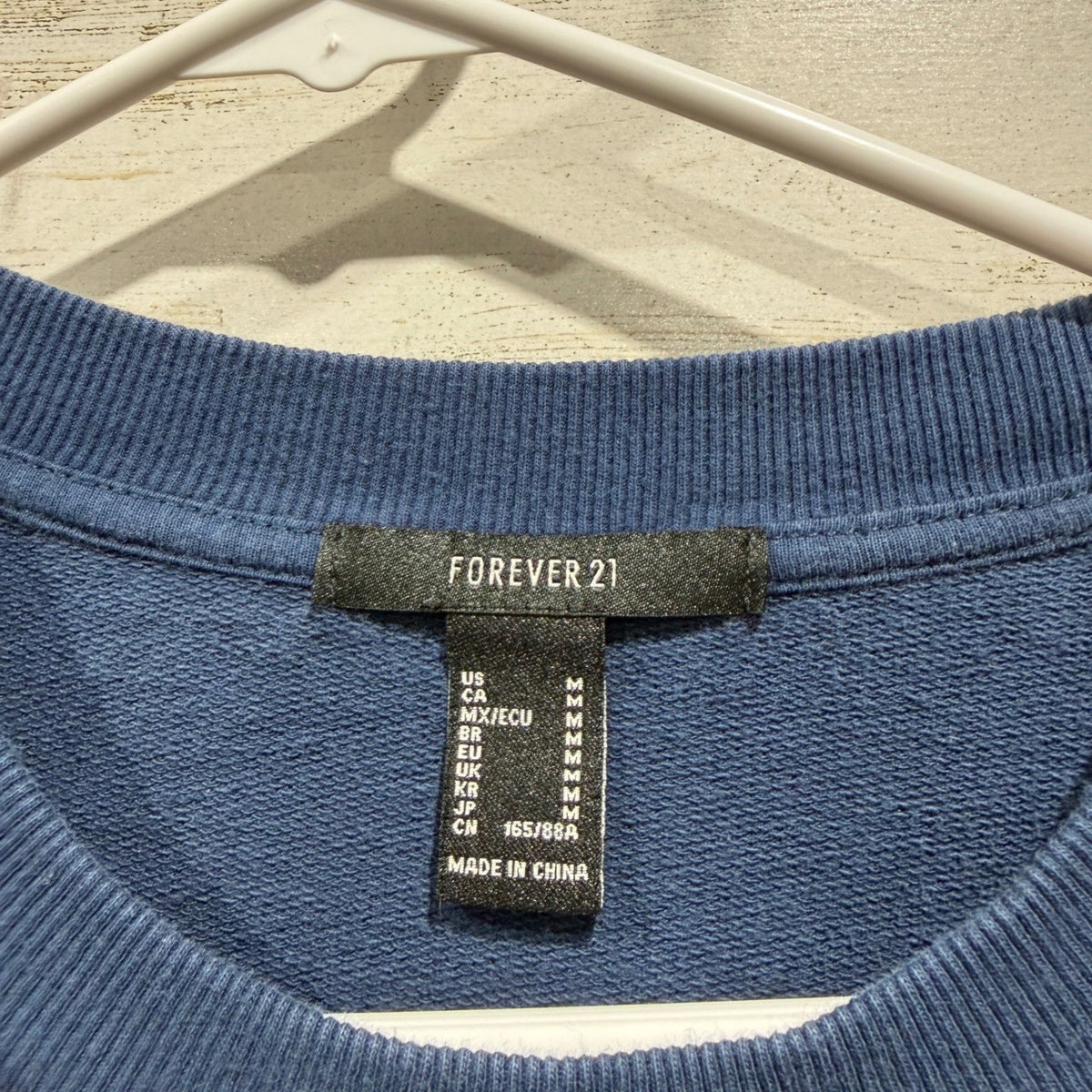 Forever 21 Sweatshirt Juniors Medium Blue Alaska Eagle Graphic Embroidered EUC1