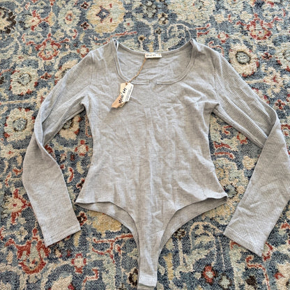 New In Waffle Bodysuit Women M Gray Polyester Thermal Casual NWT0