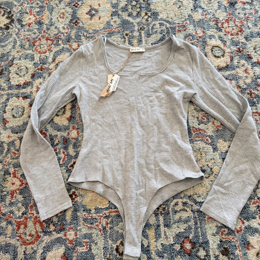 New In Waffle Bodysuit Women M Gray Polyester Thermal Casual NWT0