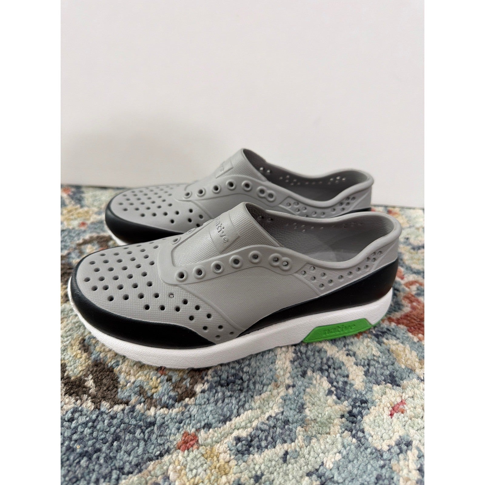 Native Jefferson Block Boys C13 Grey Black Slip On EVA Water Shoes EUC2