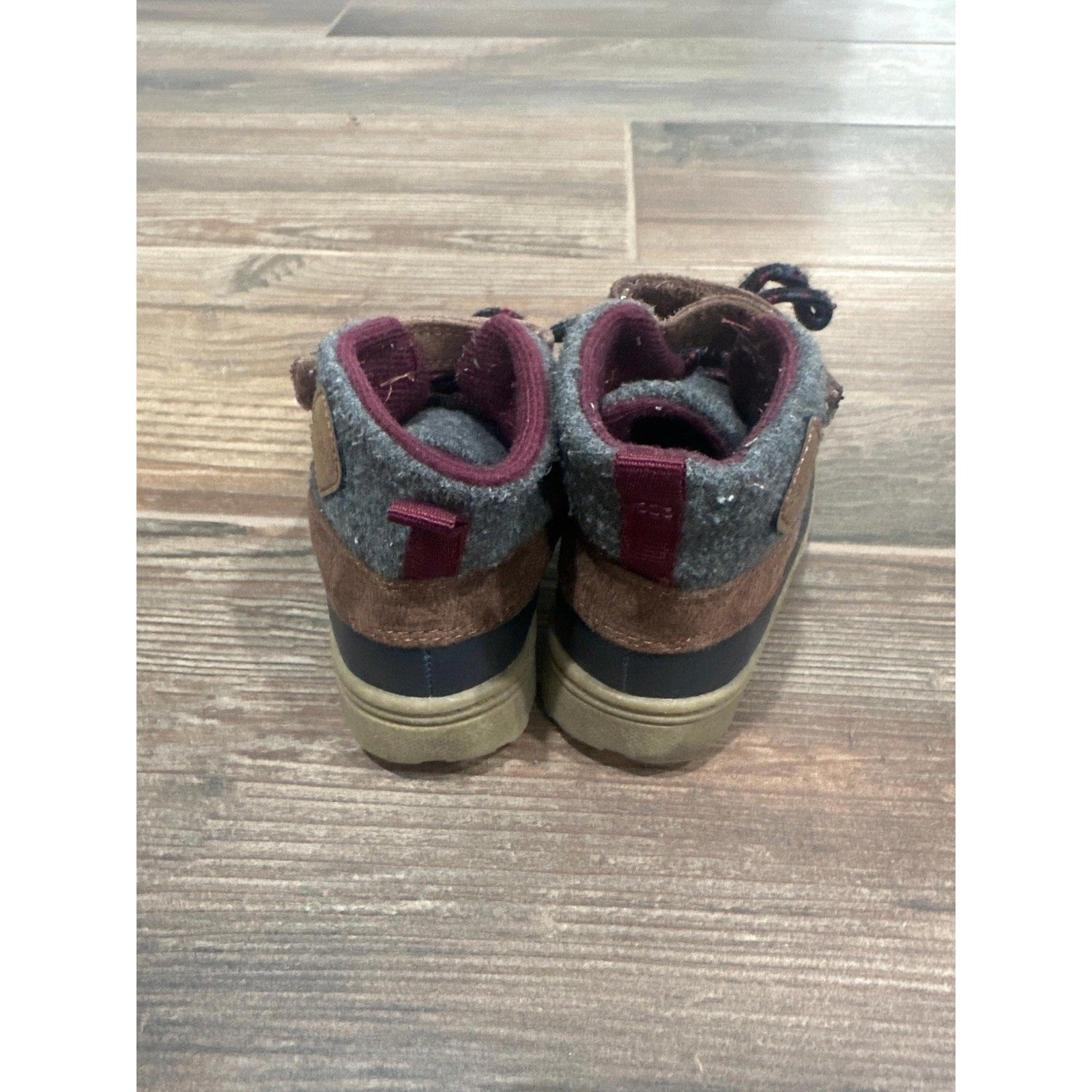 Carter's Duck Boots Boys Size 8 Navy Brown Felt Mixed Media Gorpcore2