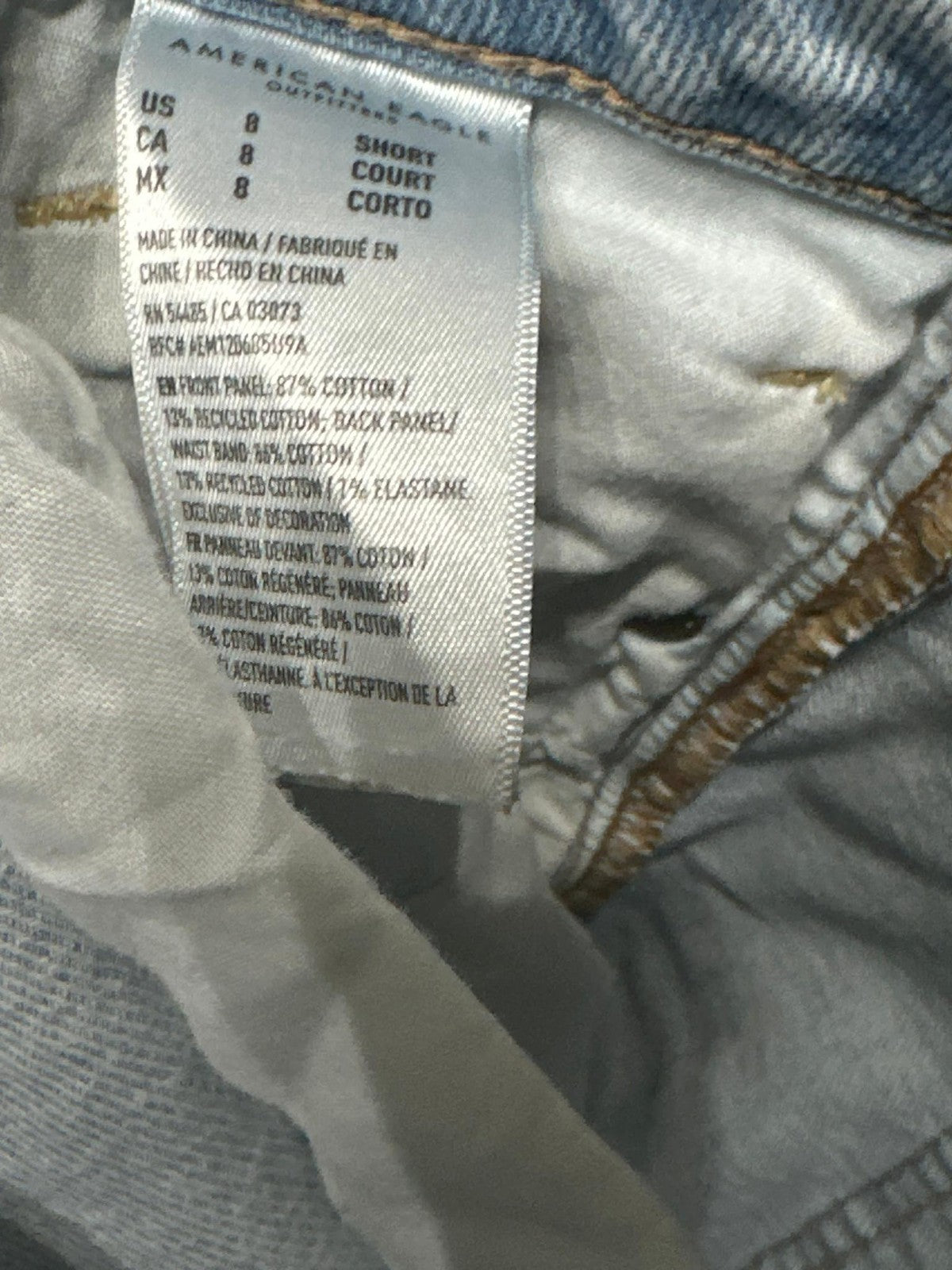 American Eagle Mom Jean Women 8 Short Light Wash Strigid High Rise EUC3