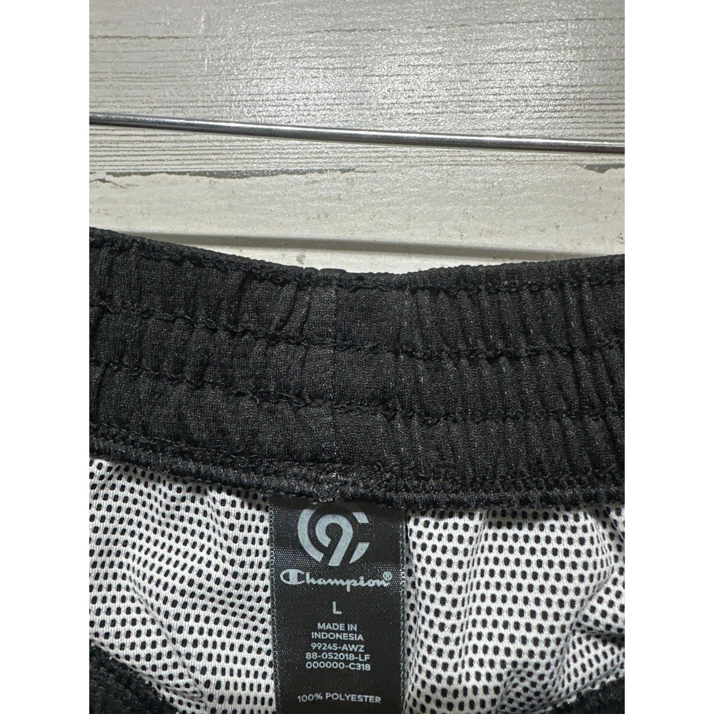 Champion Mesh Athletic Shorts Women Large Black White Piping EUC2