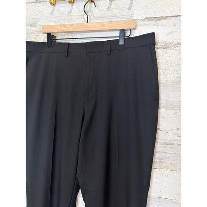 Haggar Dress Pants Men 38x29 Black Premium Comfort Classic Fit EUC1