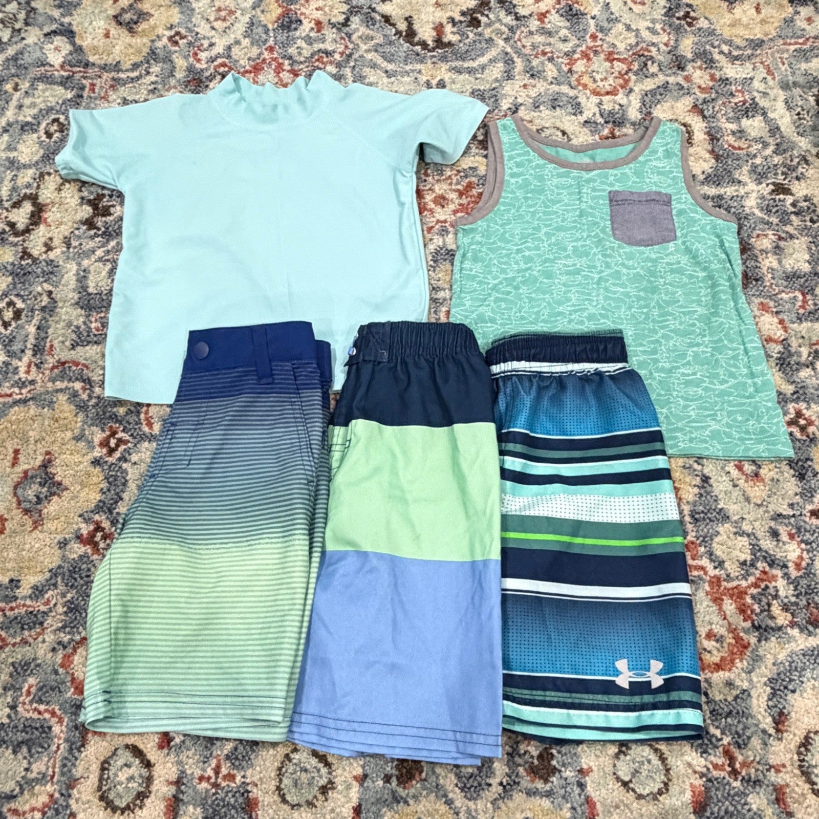 Under Armour RuggedButts Art Class Boys 4-5 Bundle Swim Shorts Rash Guard EUC0