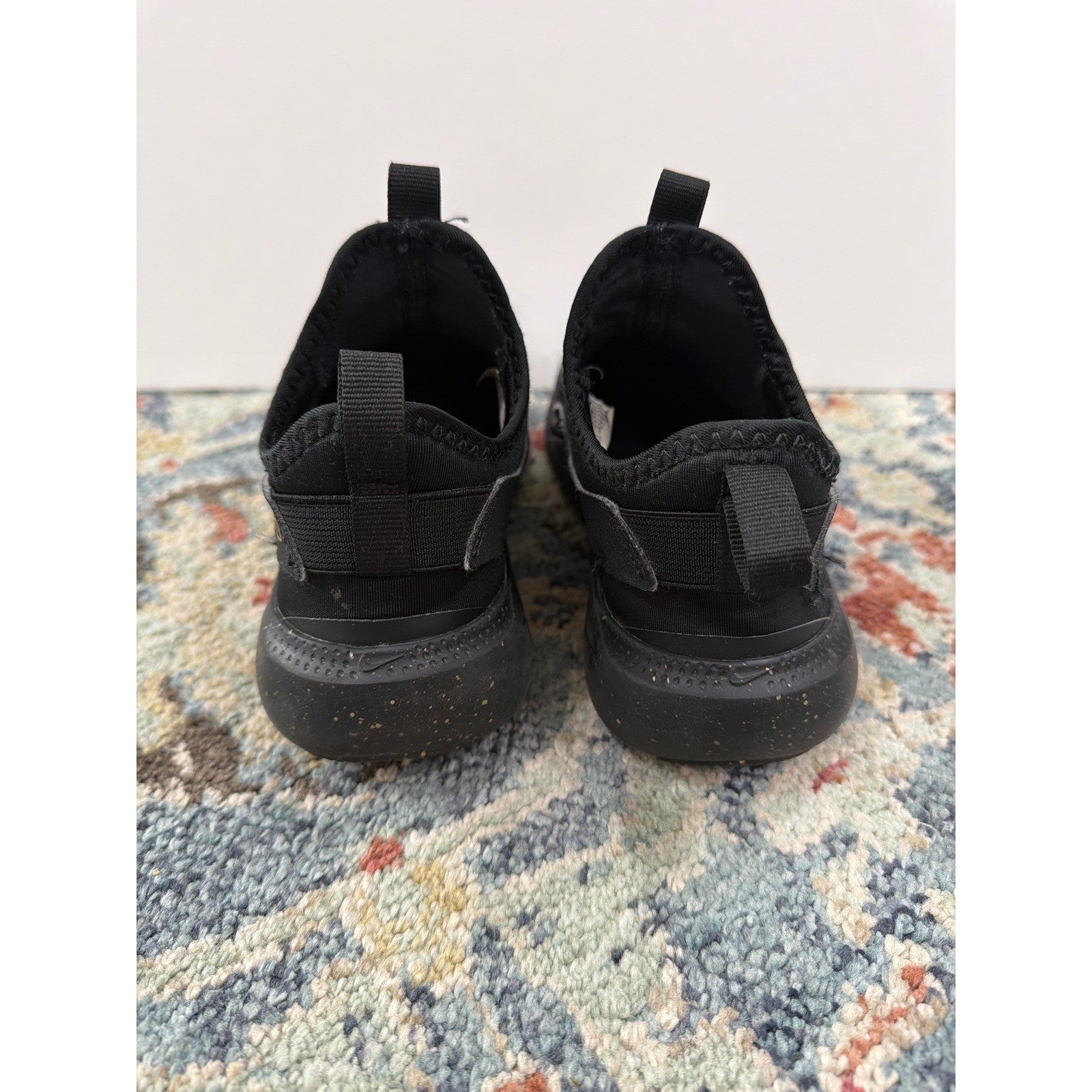 Nike WearAllDay Sneaker Boys Fit like Size 12 Black Gold Slip On Athletic GUC*3