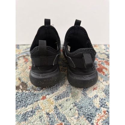 Nike WearAllDay Sneaker Boys Fit like Size 12 Black Gold Slip On Athletic GUC*3