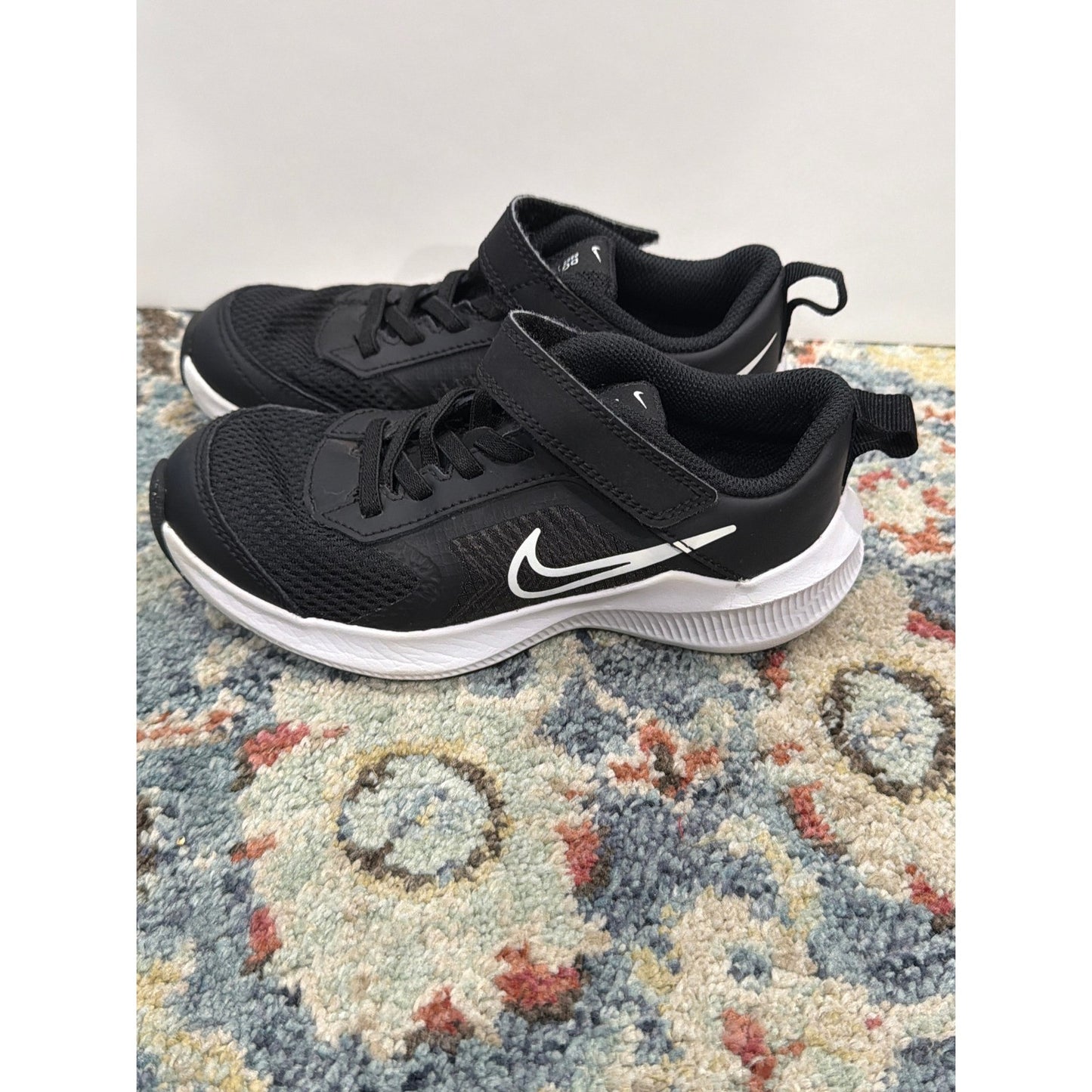 Nike Star Runner Shoes Boys 12C Black White Athletic EUC2