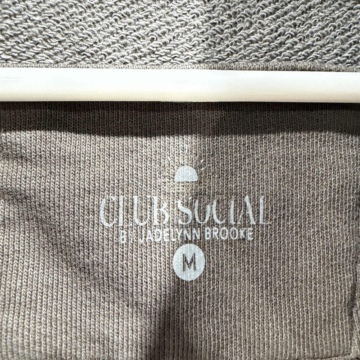 Club Social Jadelynn Brooke Pullover Women M Grey Waffle Cotton Mixed Media EUC1