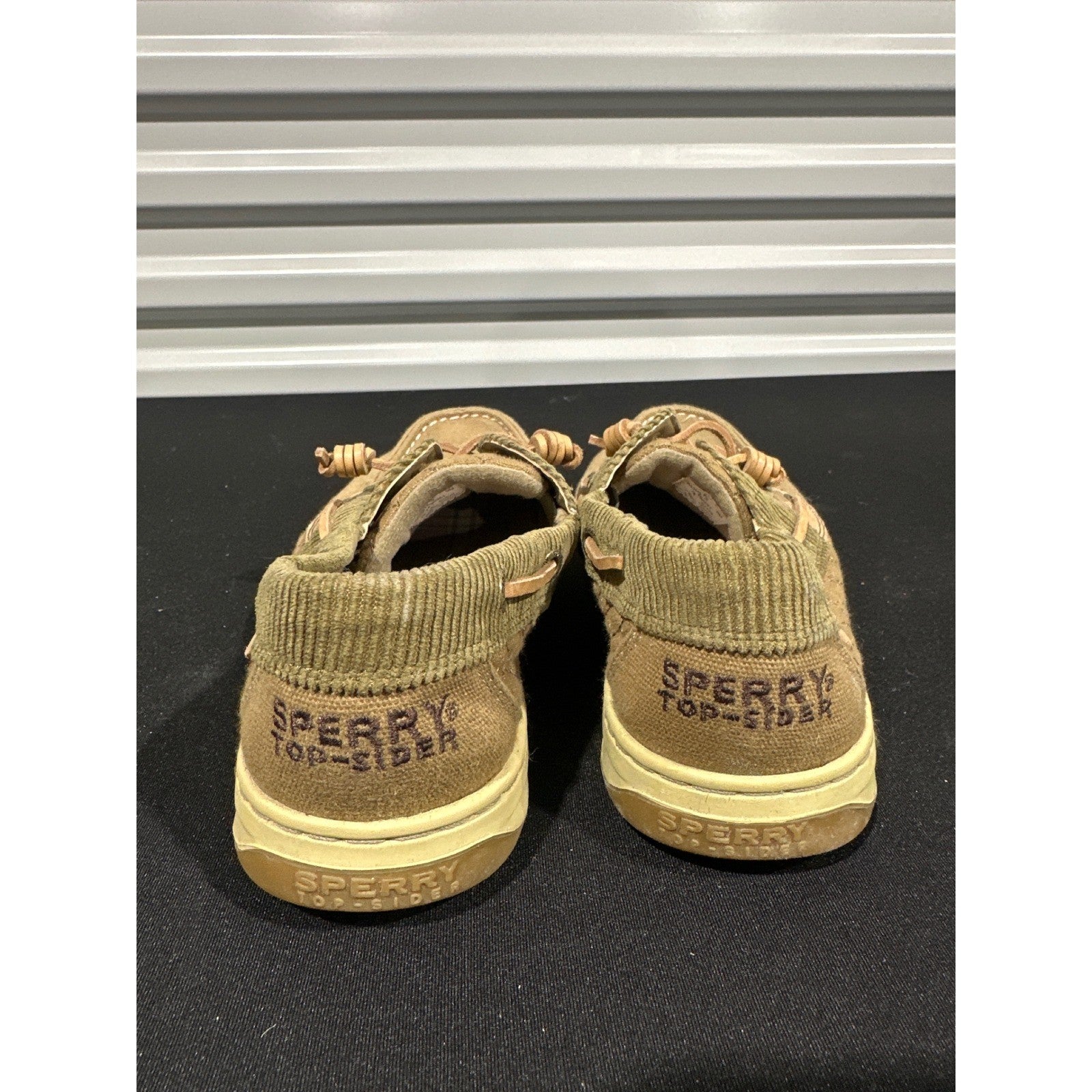 Sperry Boat Shoes Womens 9 Tan Canvas Corduroy Quilted Loafers2