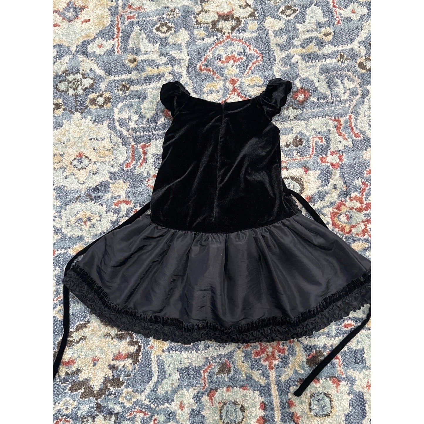 Isobella & Chloe Dress Girls 2T Black Velvet Taffeta Rosette Ruffle EUC3