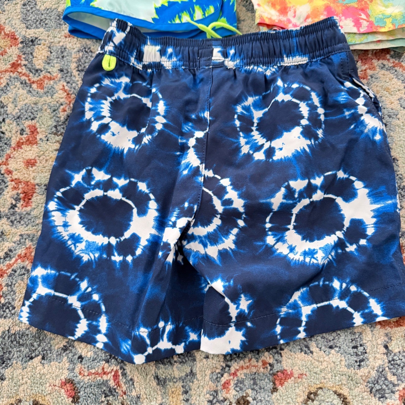 Crewcuts Cat & Jack Boys 5T Tie Dye Swim Trunks Surf Summer EUC3