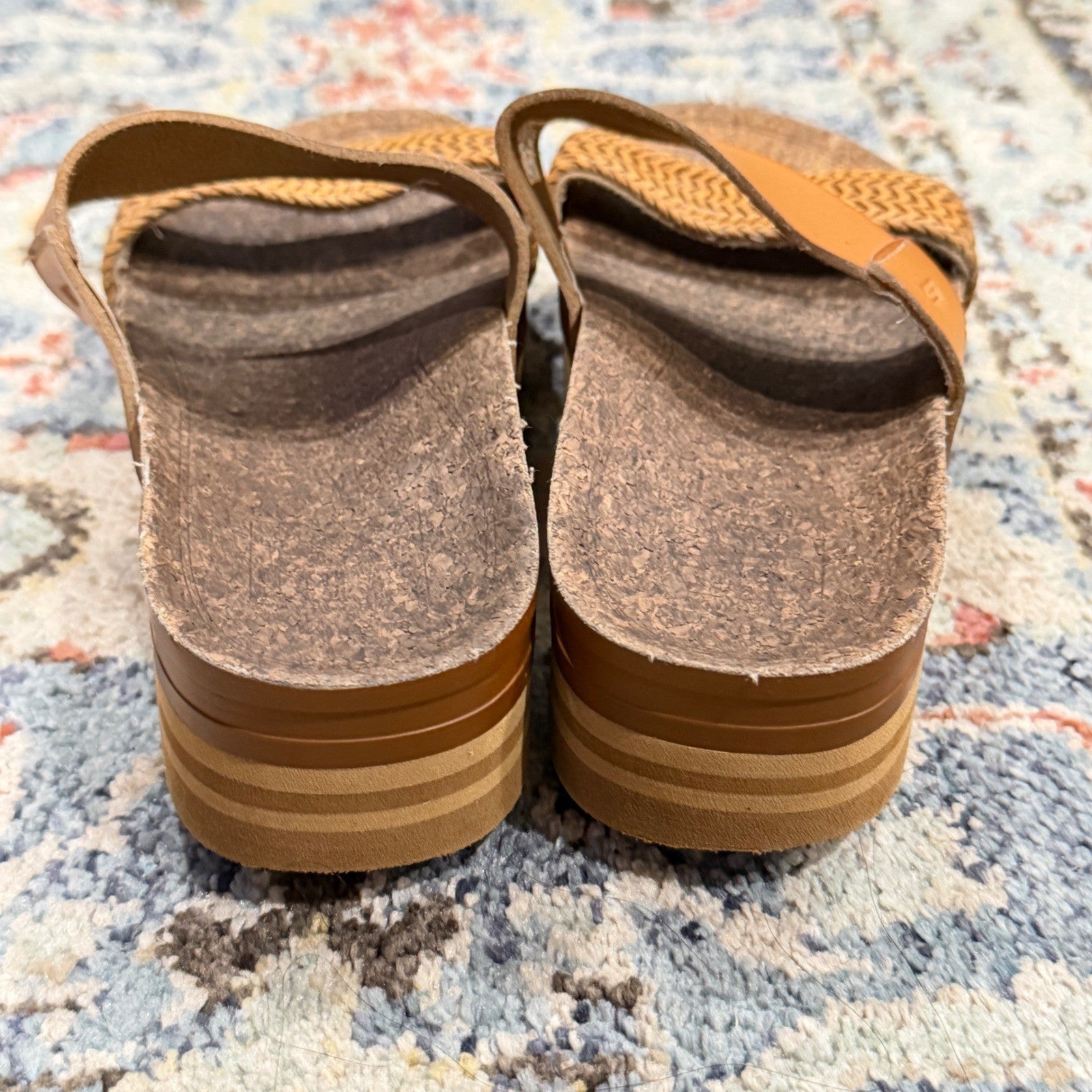 Reef Cushion Vista Hi Sandals Girls 5 Tan Woven Platform Slide Boho EUC4