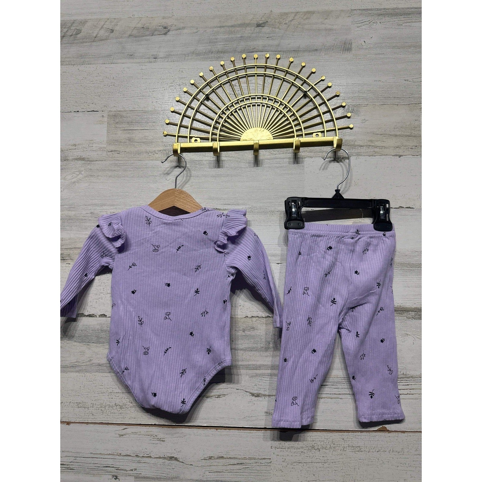 Floral Ribbed Bodysuit Leggings Set Girls 3-6M Purple Ruffle Shoulder NWT2