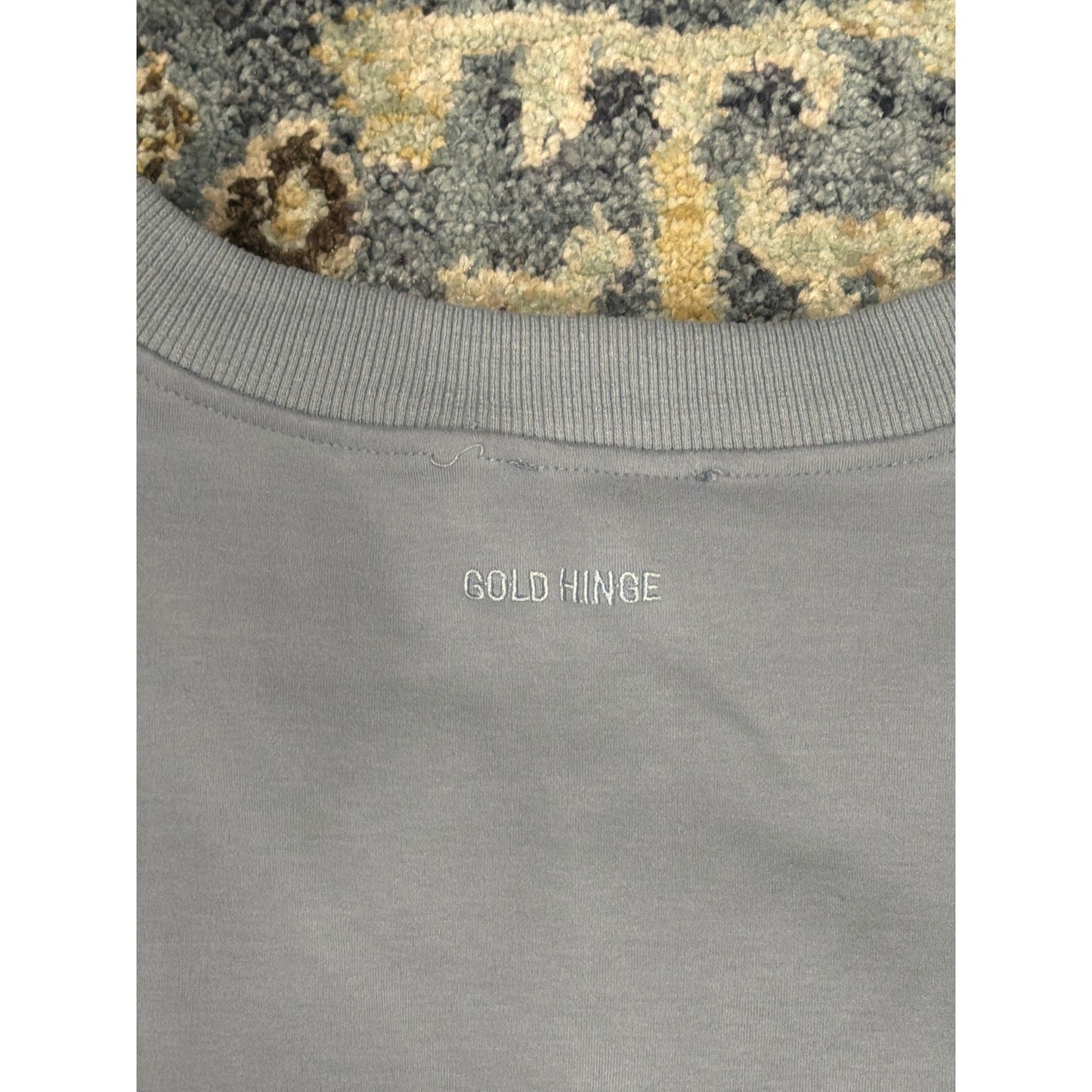 Gold Hinge Cropped Sweatshirt Women Large Blue V-Neck Pullover EUC4