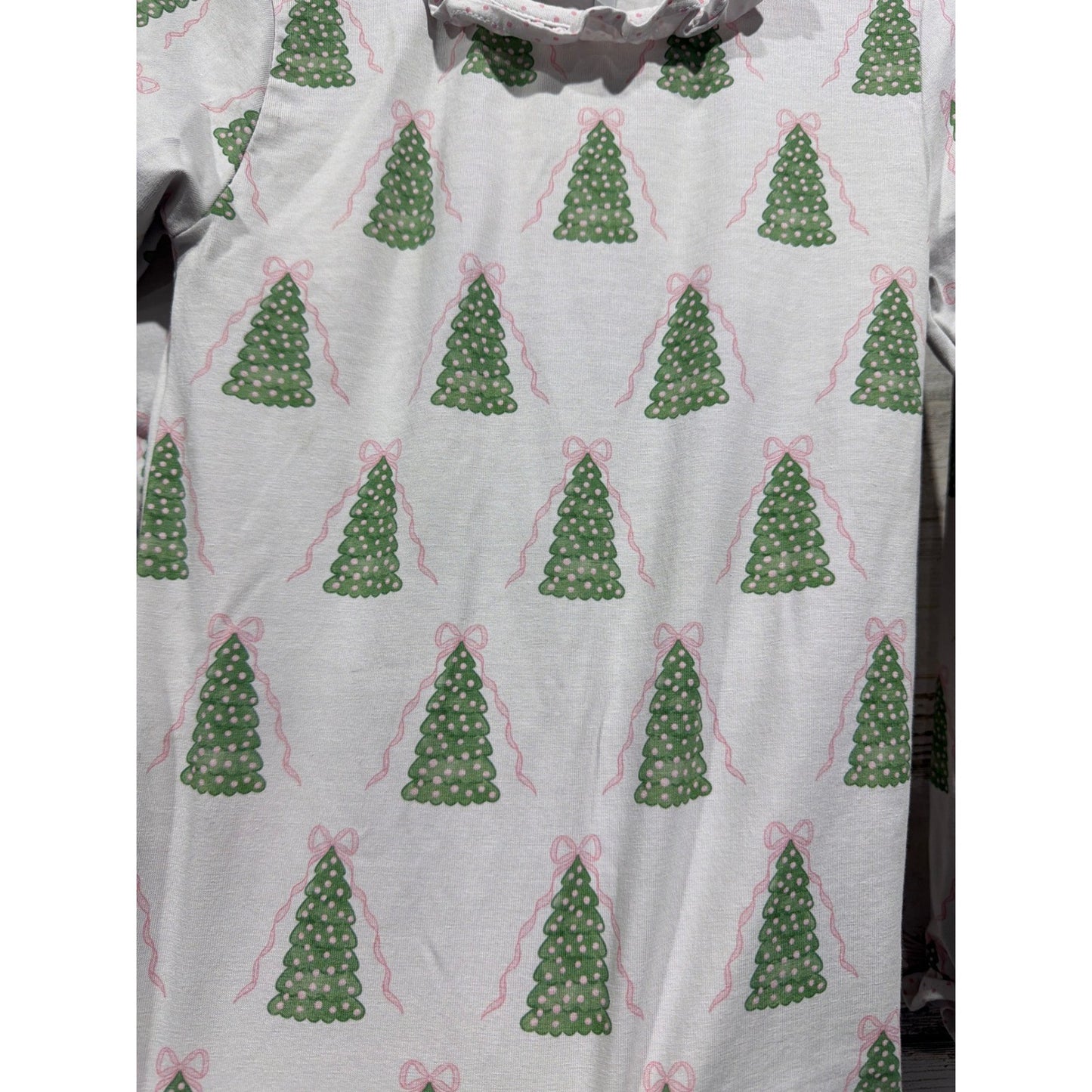Cecil and Lou Pajama Set Girls 6 White Christmas Tree Ruffle Holiday GUC*2