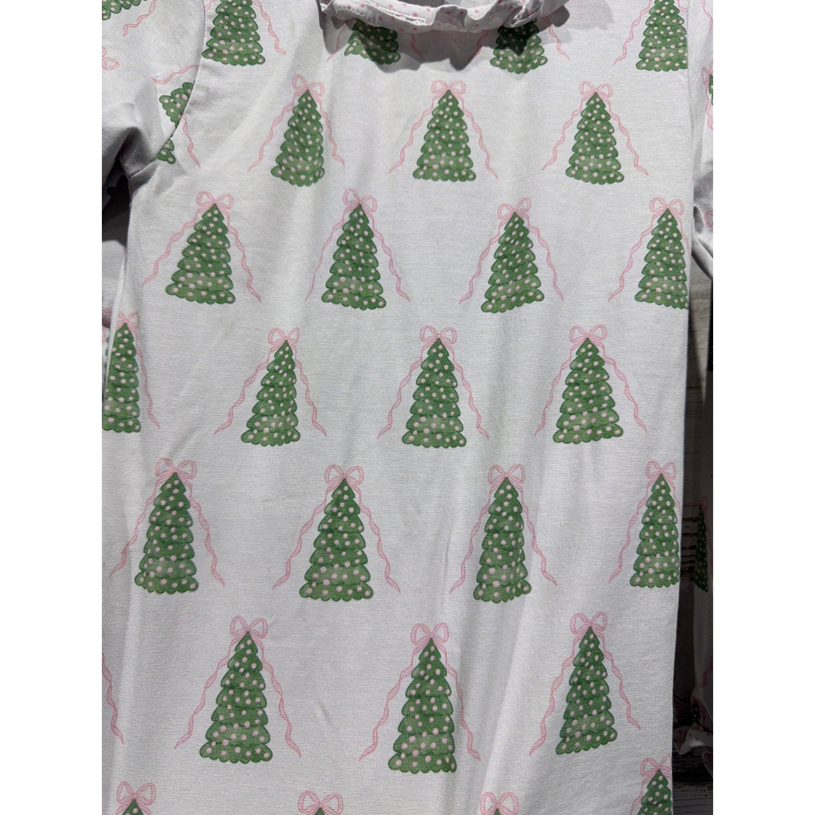 Cecil and Lou Pajama Set Girls 6 White Christmas Tree Ruffle Holiday GUC*2