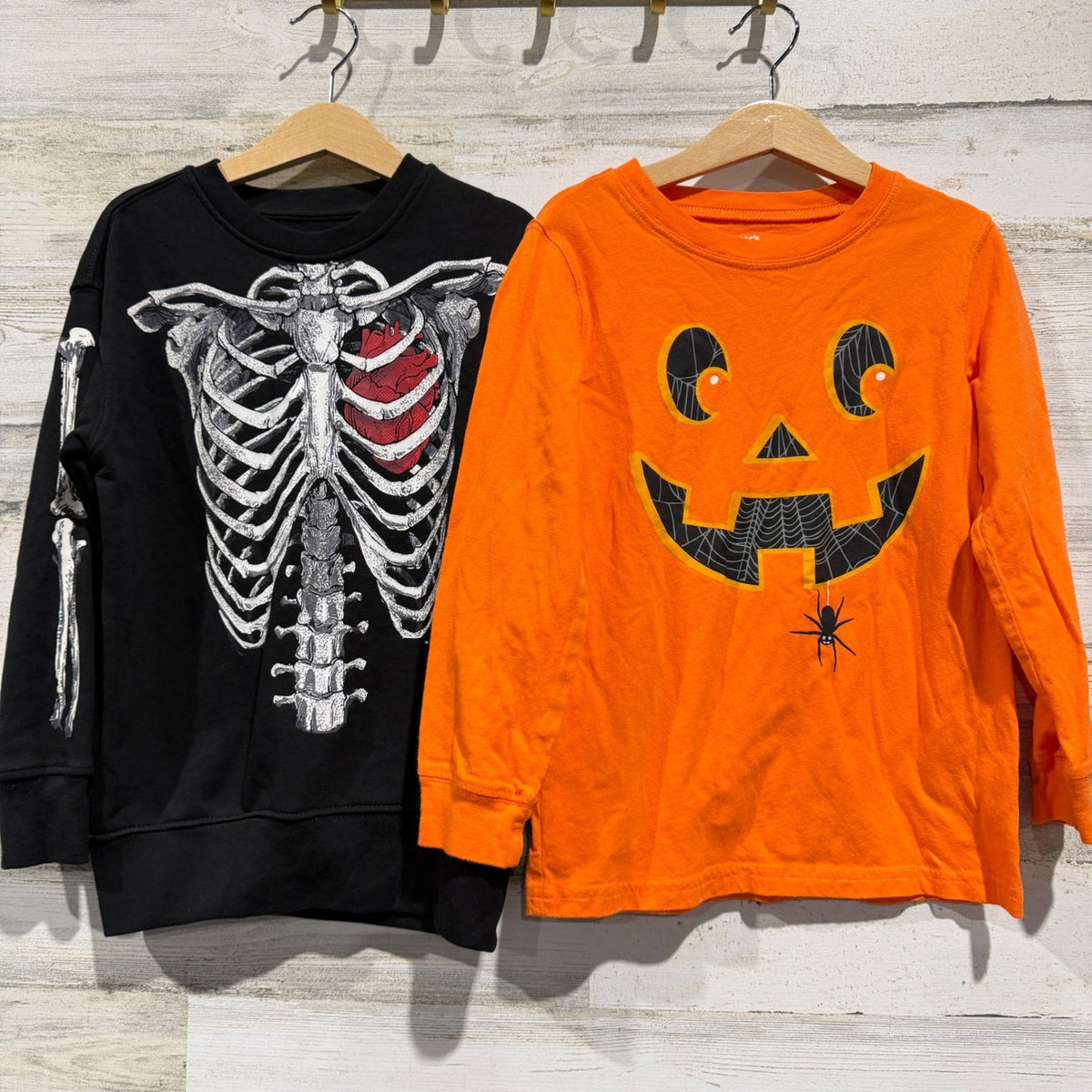 Carter's Halloween Tops Boys S 6-7 Orange Black Skeleton Pumpkin Spooky EUC0